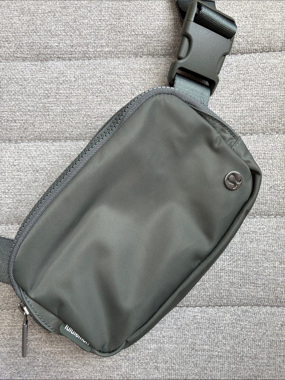 Lululemon 1L Everywhere Belt Bag (Olive or Gray)